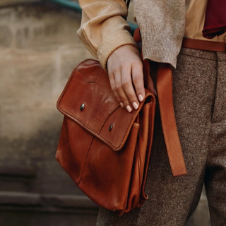 Bags, Packs and Bespoke Leather. Our impressive collection of bags, backpacks and world-class leather goods. From eco-friendly, reusable bags to some of the finest (and best priced) factory-direct leather goods on the planet.